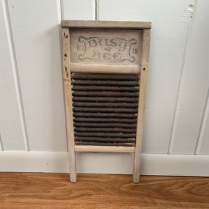 No 16 Busy Bee Antique Washboard
